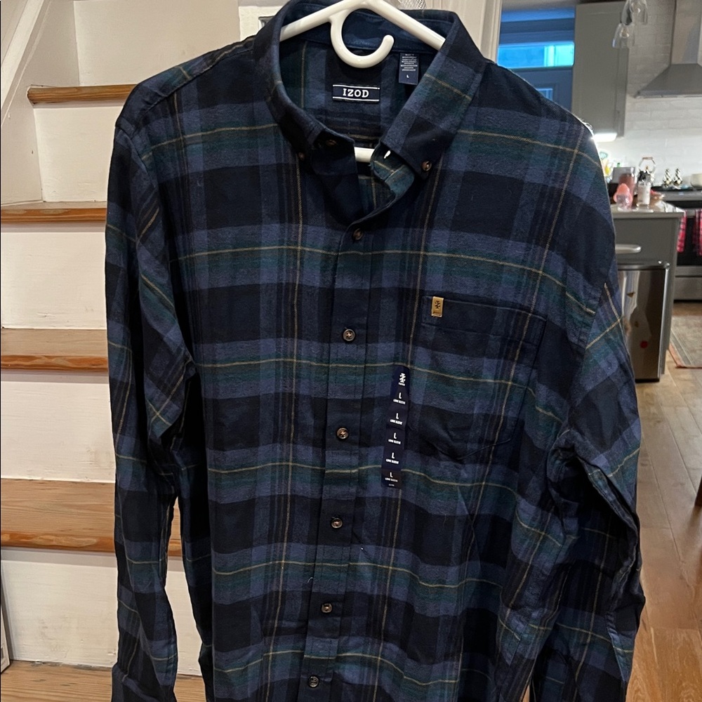 Izod Men's Navy and Green Plaid Button Down Shirt